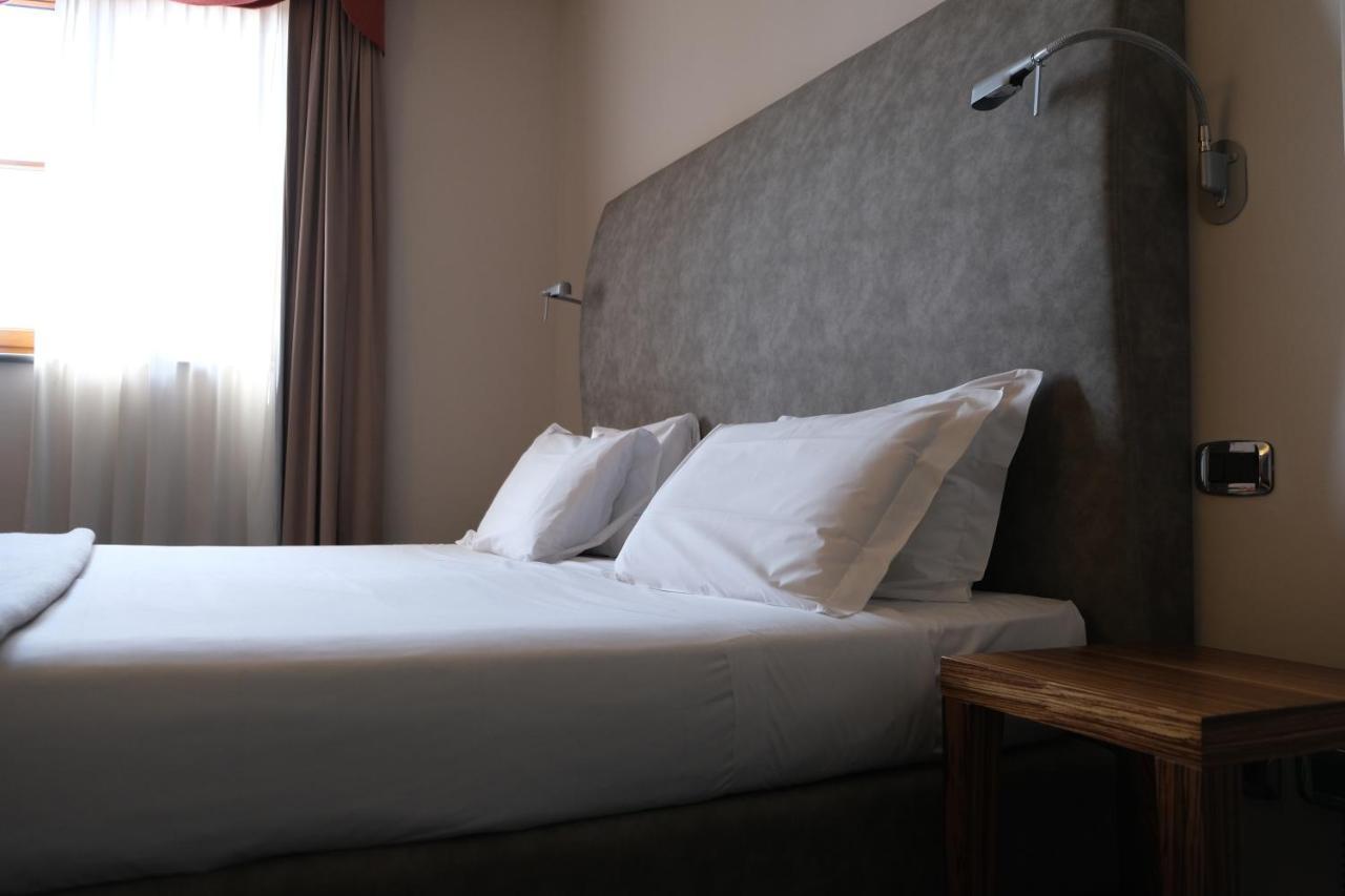 Settecento Hotel Presezzo Ngoại thất bức ảnh