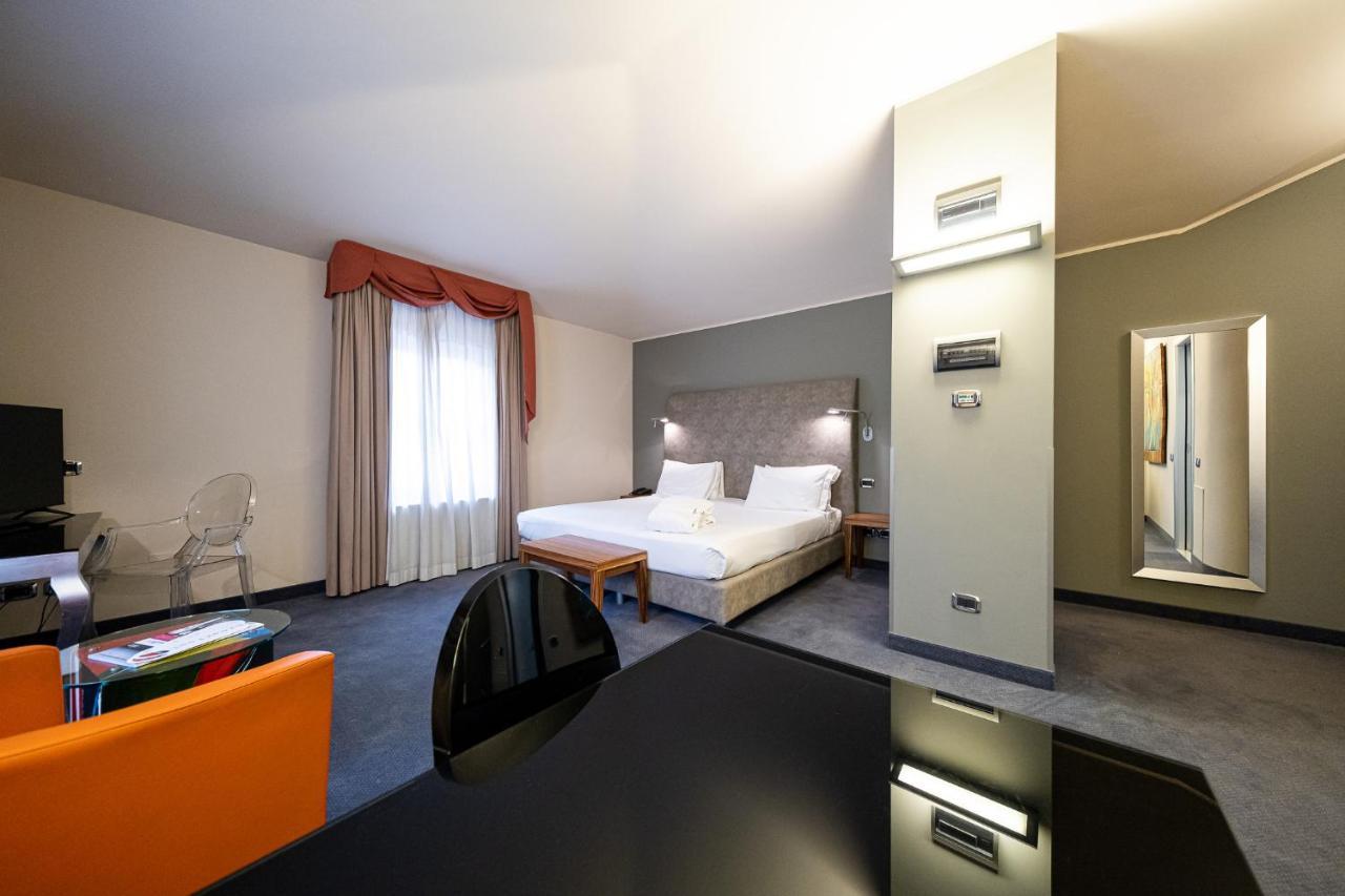 Settecento Hotel Presezzo Ngoại thất bức ảnh