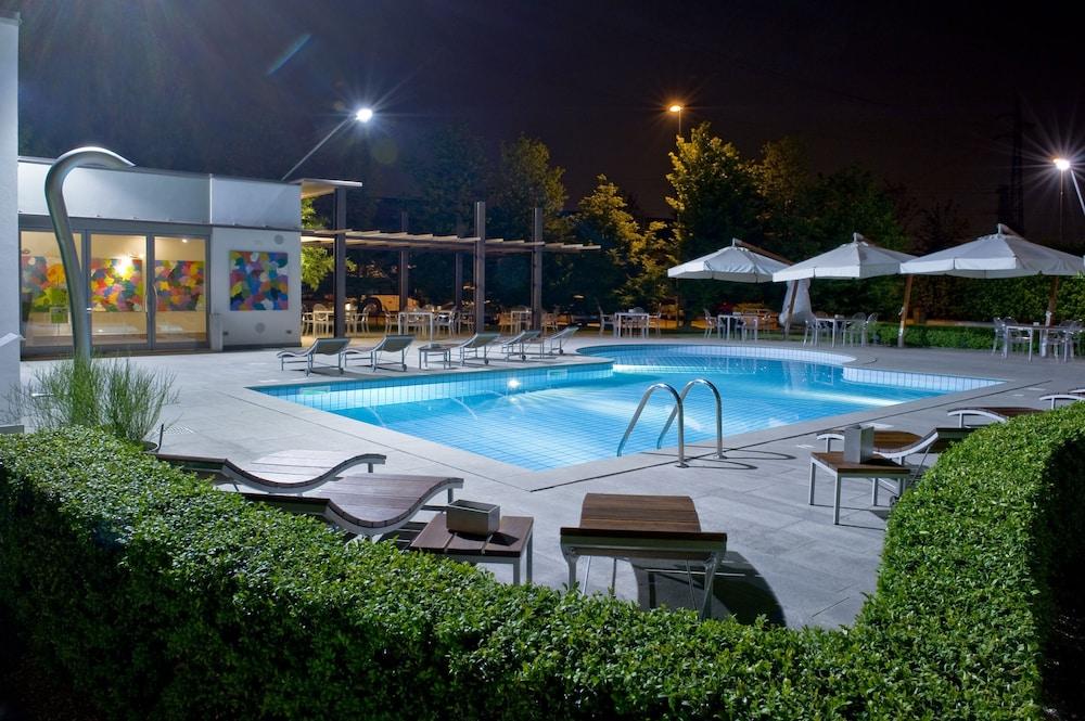 Settecento Hotel Presezzo Ngoại thất bức ảnh
