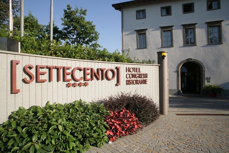 Settecento Hotel Presezzo Ngoại thất bức ảnh